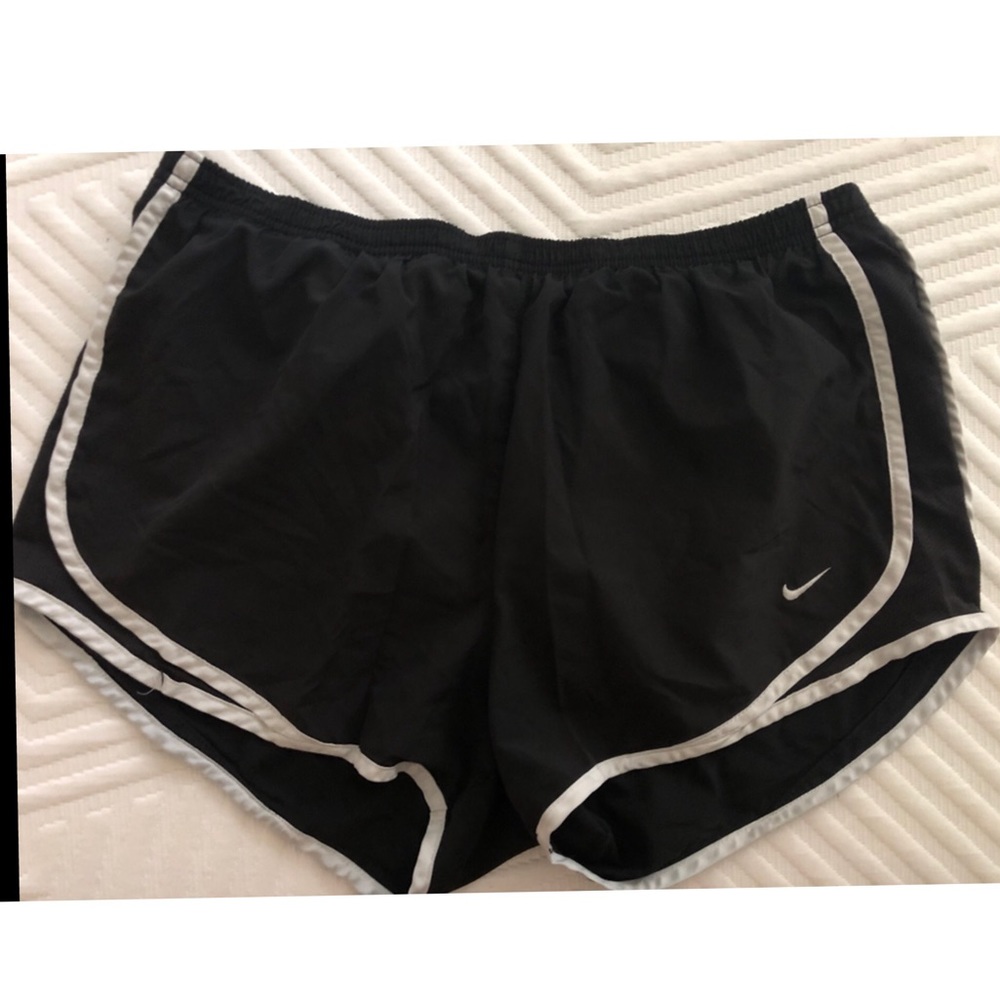 Black Nike Shorts Size Large Norts